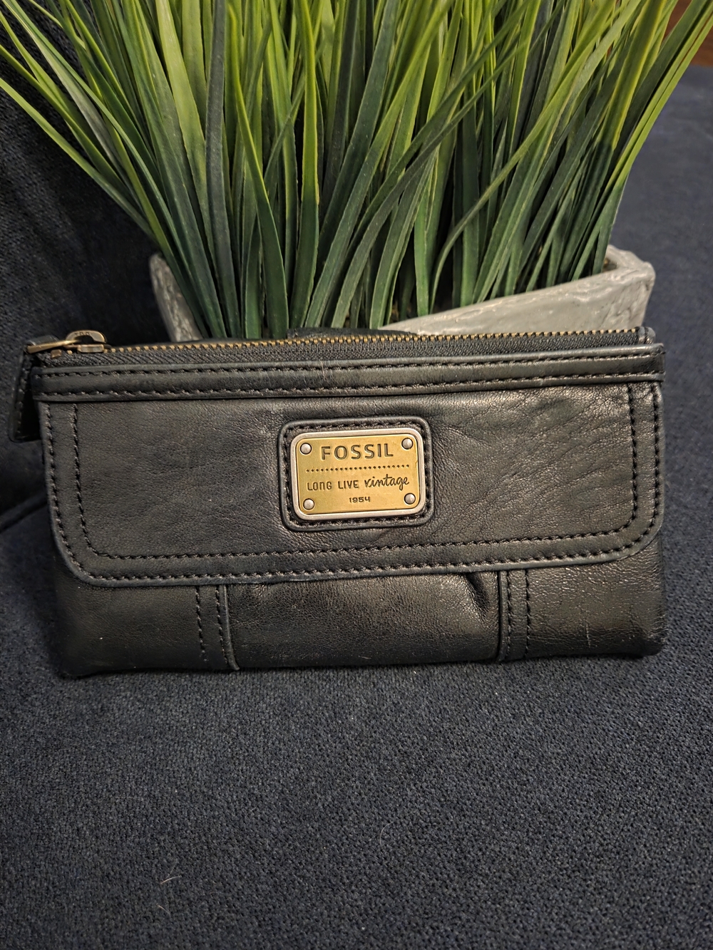 Fossil Black Leather Zip & Flap Wallet with Gold Plaque